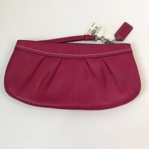 New COACH Vintage Soho Pleated Magenta Leather Large Wristlet